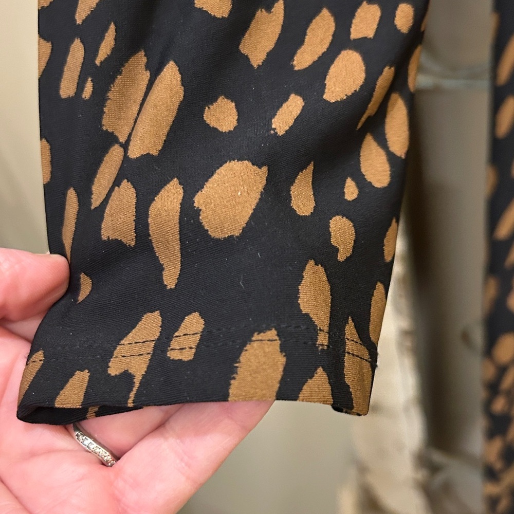 Chico's Black and Brown Animal Print LS Maxi Dress Excellent Preowned Condition - Picture 4 of 11